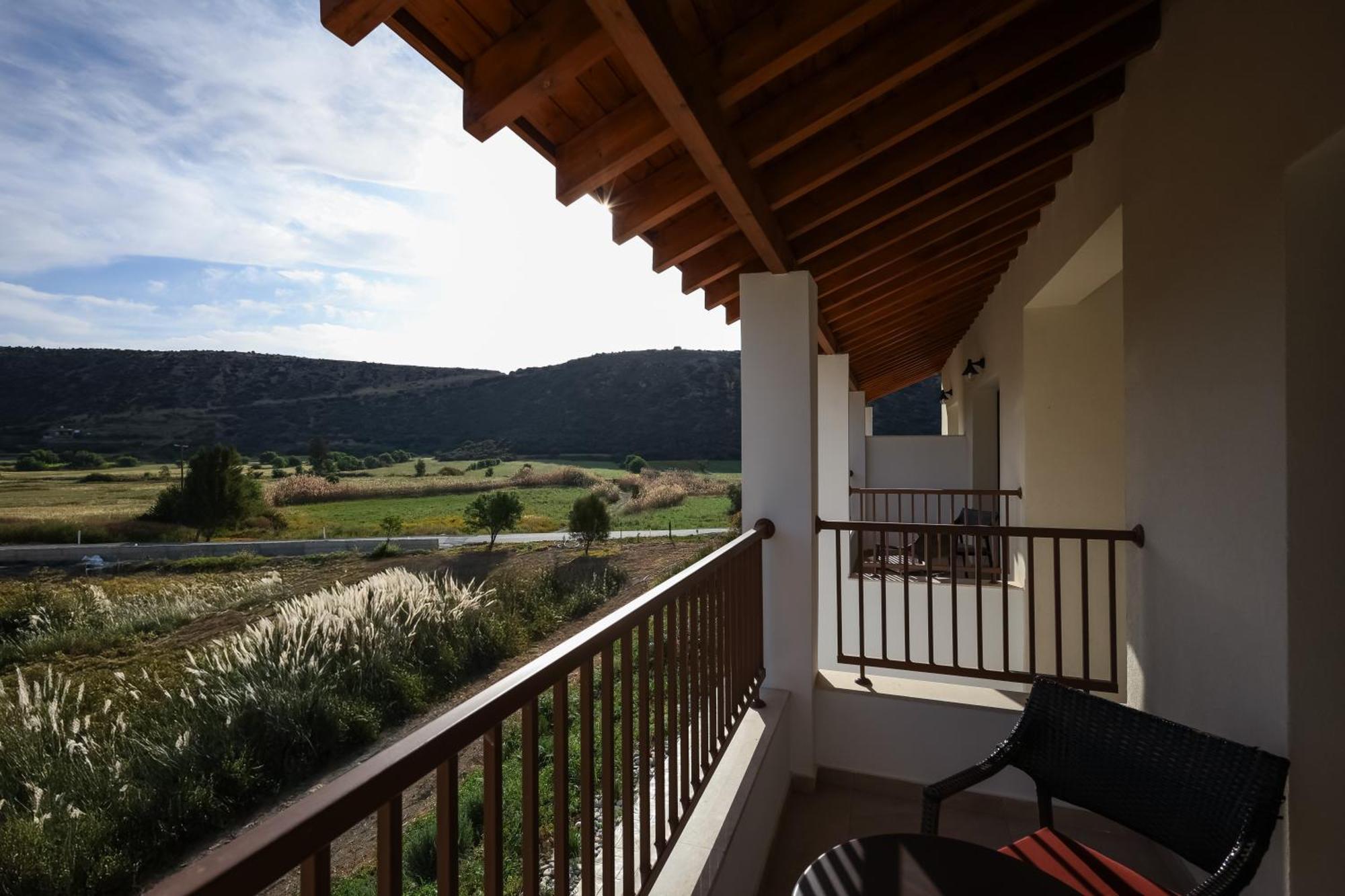 Vina Oliva Resort Pissouri Exterior photo